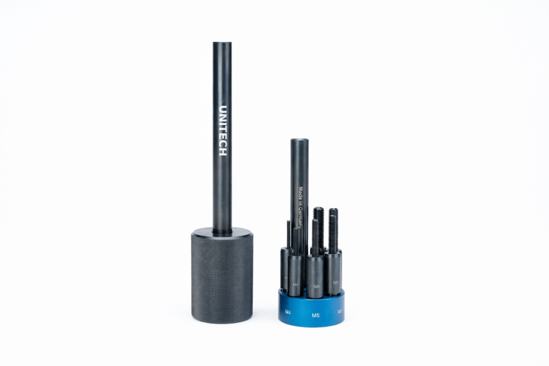 Chasse goupille a percussion
